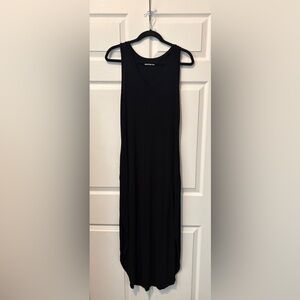Chic Black Sleeveless Maxi Dress